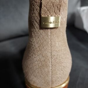 LADIES BOOTS